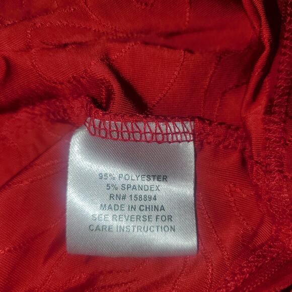 Shannon Ford New York Size 2X Popover Red Textured Top Holiday Office 3/4 Sleeve - Picture 5 of 7